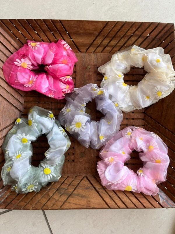 Daisy Dual Layer Scrunchies (Set of 4)