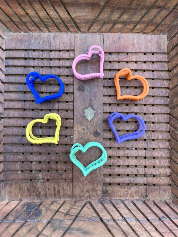 Heart Colored Metal Clawclip