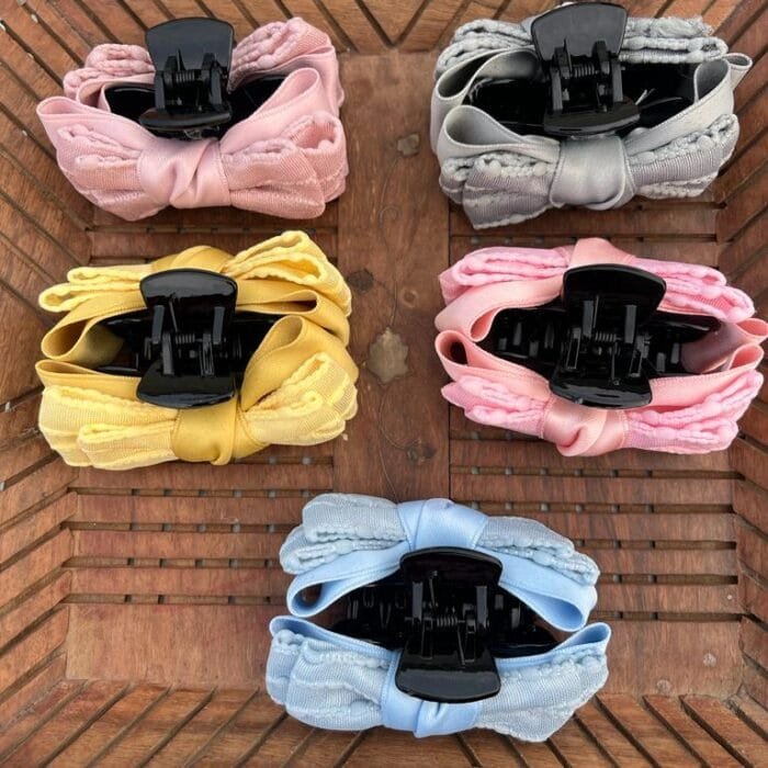Korean-Unbreakable-Polka-Dot-Bow-Clawclip1.jpeg