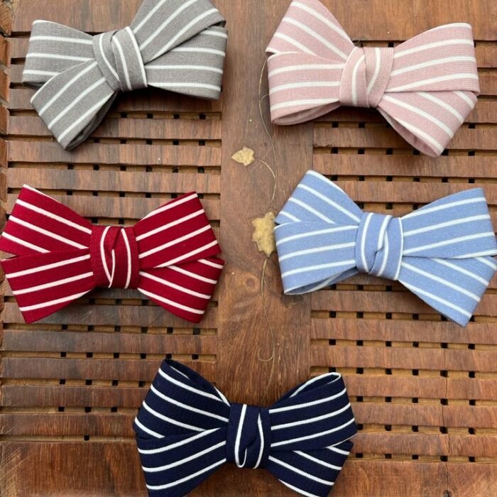 Lining-Bow-Clips-Pair1.jpeg