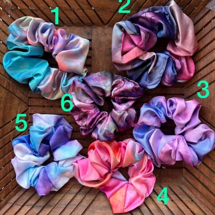 Multicolor-Jumbo-Scrunchie3.jpeg