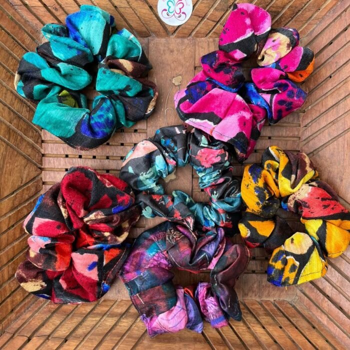 Multicolor-Large-Scrunchies-Set-of01.jpeg