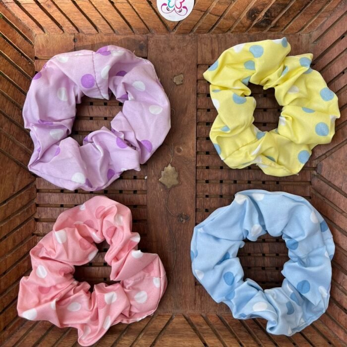 Polka-dot-large-Cotton-Scrunchies1.jpeg