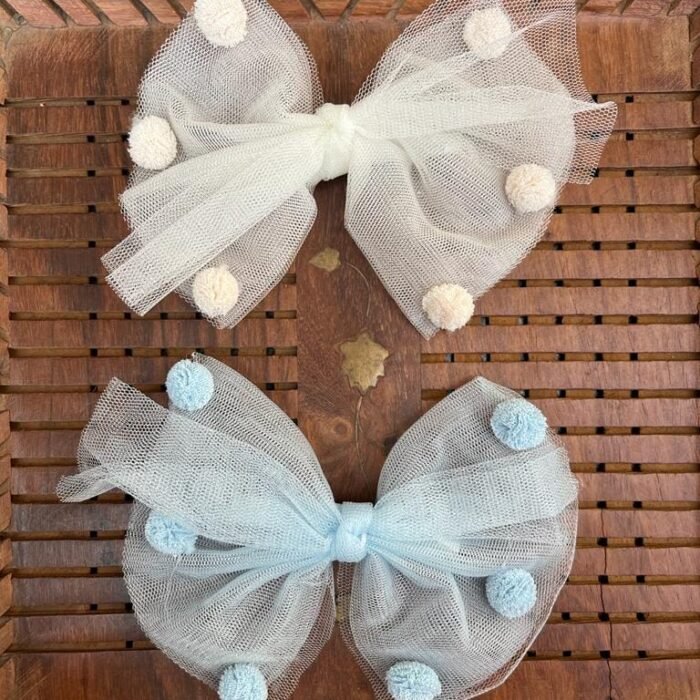 Pom-Pom-Bow-Clips3.jpeg