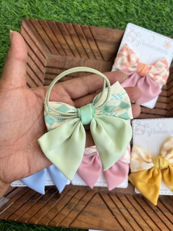 Premium Polka Dot Bow Rubberband - Image 3