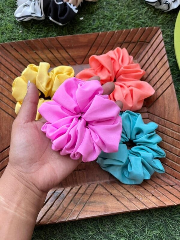 Jumbo Scrunchies - Image 2