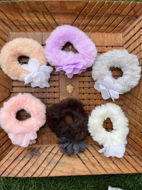 Floral Furr Rubberband (Set of 5) - Image 4