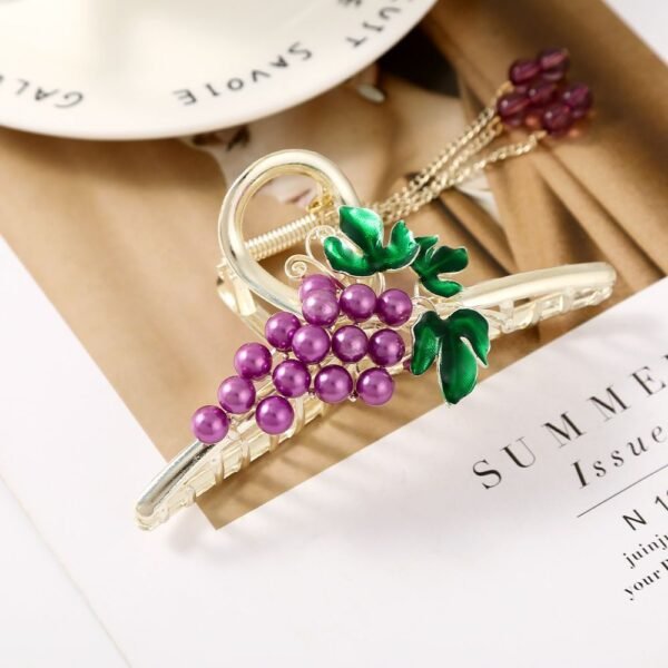 Grapes design Metal Clawclip with detachable tassels (11 cm)