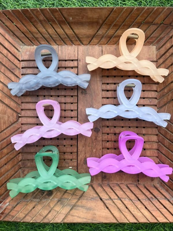 Water Colored Jumbo Matte Clawclip (10.1cm)