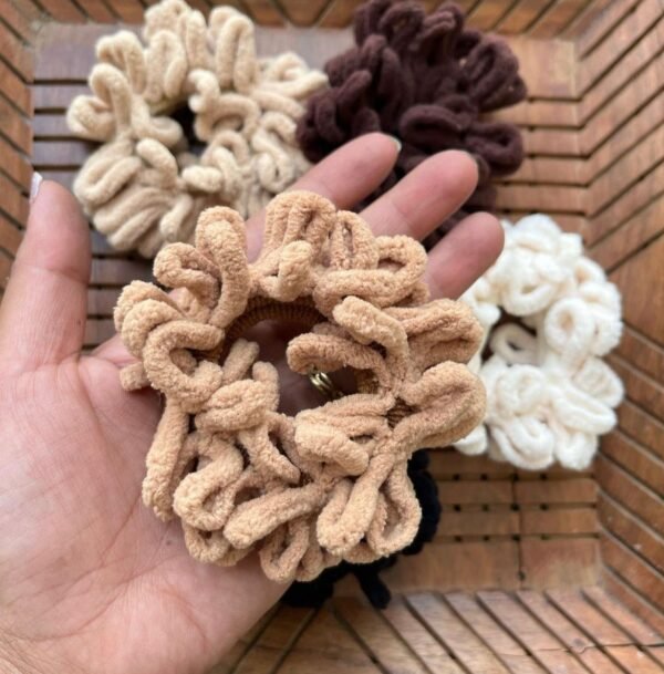 Ruffled Rubberband (Set of 2) - Image 3