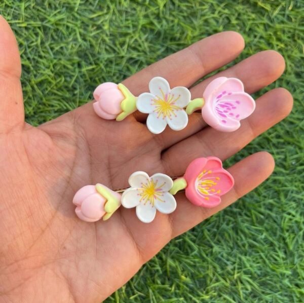 Tulip Flower Hair Clips (Pack of 2) - Image 4