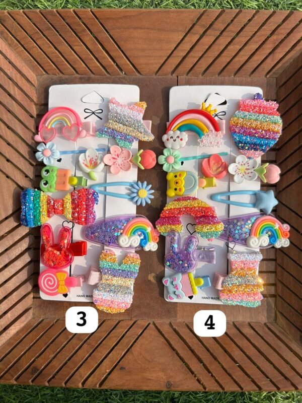 Cartoon Kids Hair Clips Card (11 clips) - Image 2