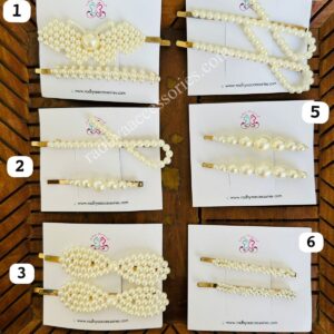 Bow Pearl hair clip card