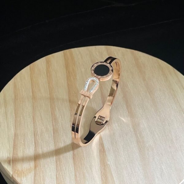 Roman numerals Rose Gold Anti Tarnish Stainless Steel Bracelet - Image 5