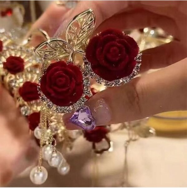 Red Velvet Rose Metal Hair Claw with tassels - Image 2