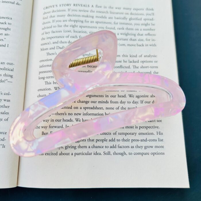 Bofeini Holographic Acrylic Hair Claw5