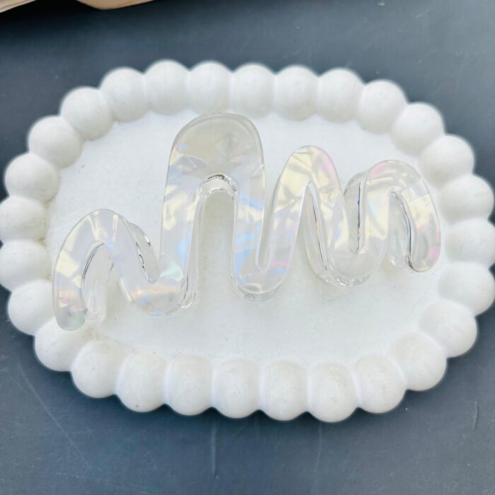 Bofeini Holographic Zigzag Hair Claw4