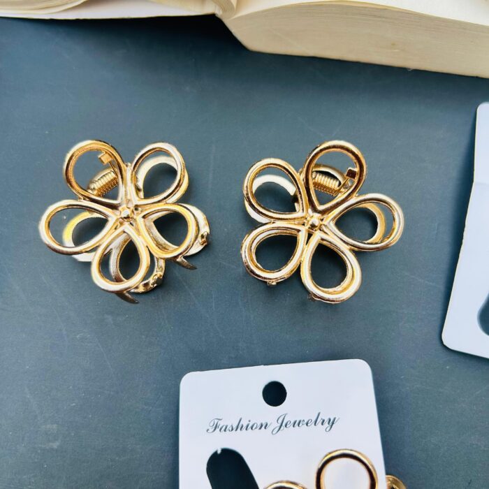 Golden Metal Flower Hair Claw2