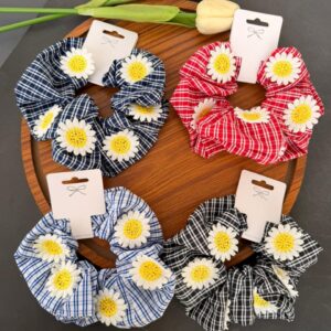 Daisy Large Scrunchies