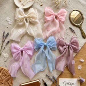 Korean Daisy Bow Clip